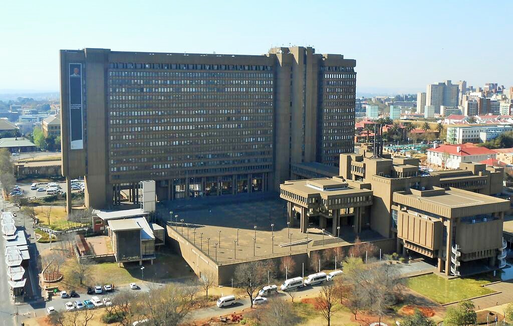 Metro Centre Braamfontein Heritage Portal 2014.jpg The Heritage